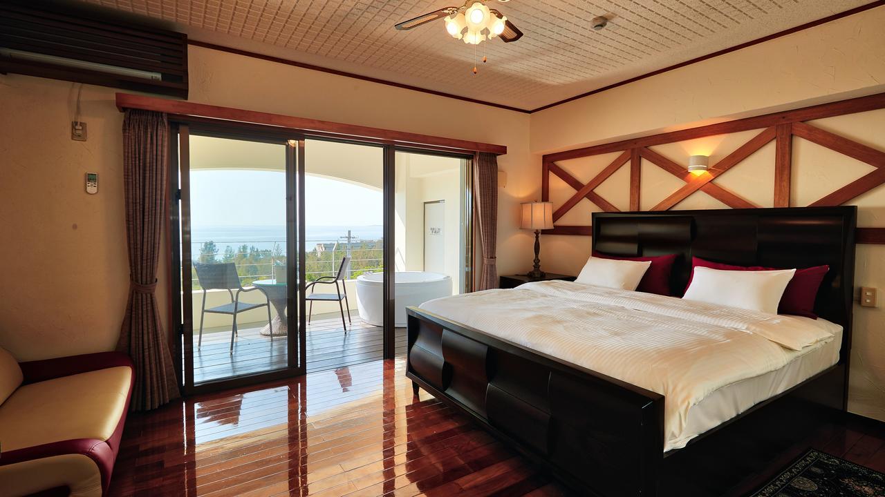 La Belle Mer Sesoko Resort Eksteriør bilde